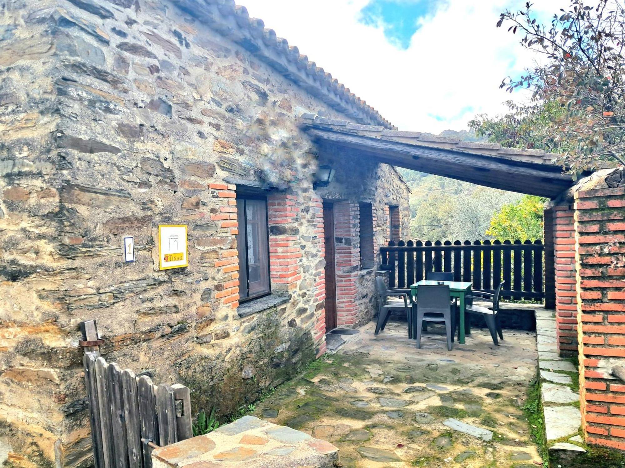 El Jiniebro Turismo Rural Valencia de Alcántara Exterior foto